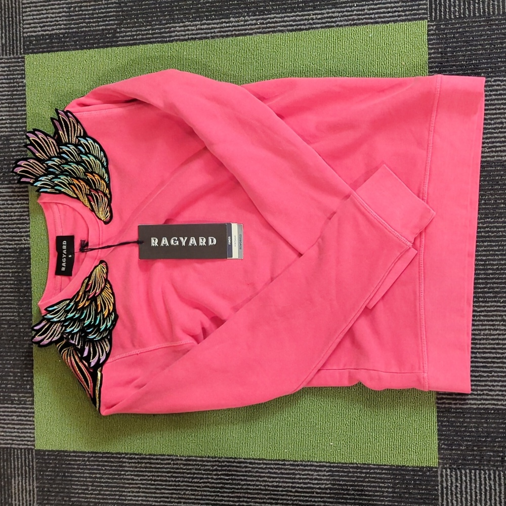 NWT Ragyard Rainbow Wing Sweatshirt